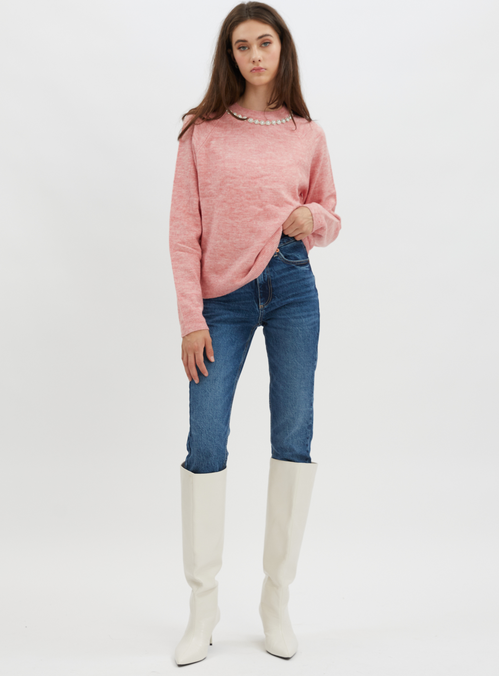 CHARLIE | Round neck sweater with jewel neckline