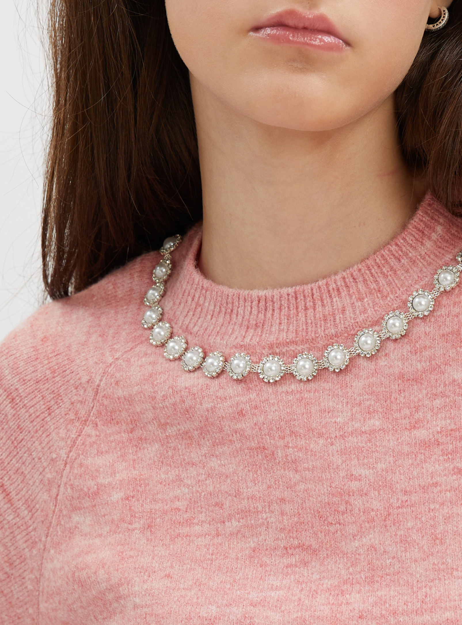 CHARLIE | Round neck sweater with jewel neckline