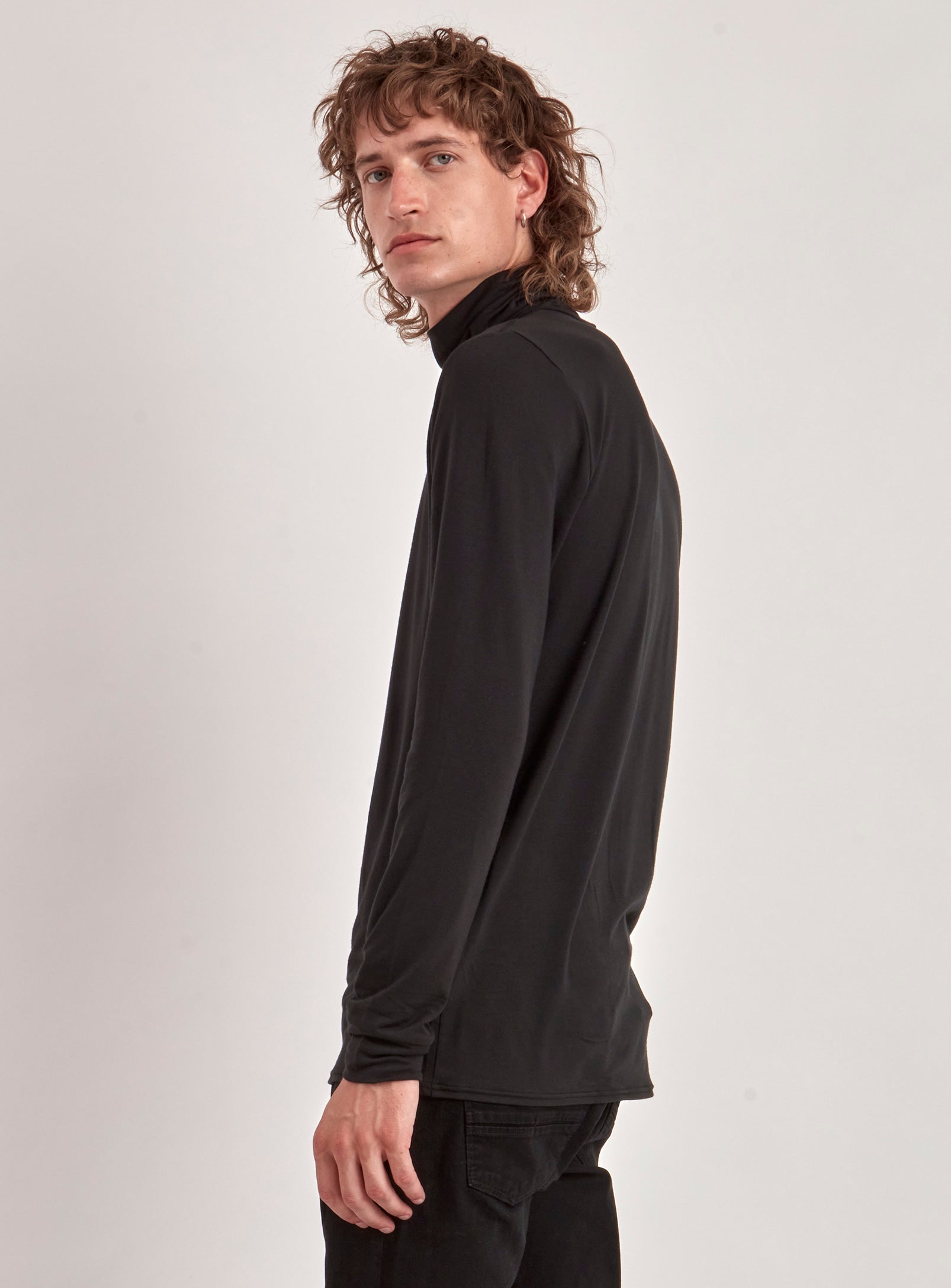 OWEN | Stretch Organic long sleeve basic turtleneck